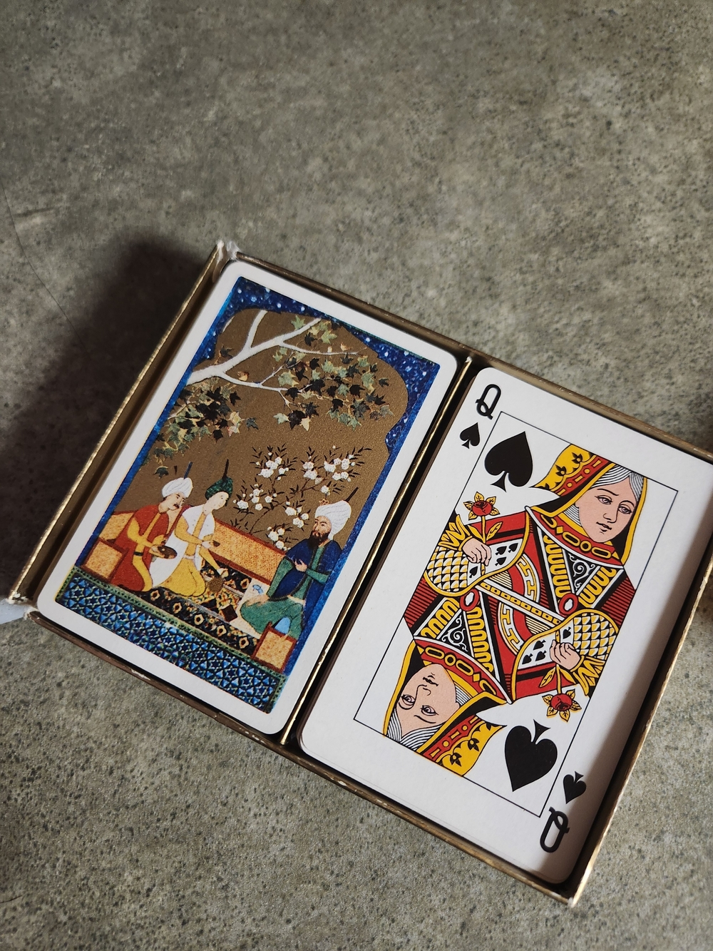 Persian-Style Playing Cards — Green & Gold Accent Deck - Picture 12 of 12